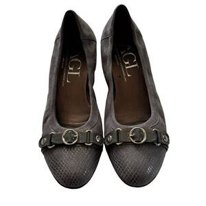 AGL Attilio Giusti Leombruni Cap Toe Buckle Low Wedge Heel Gray Size 39.5